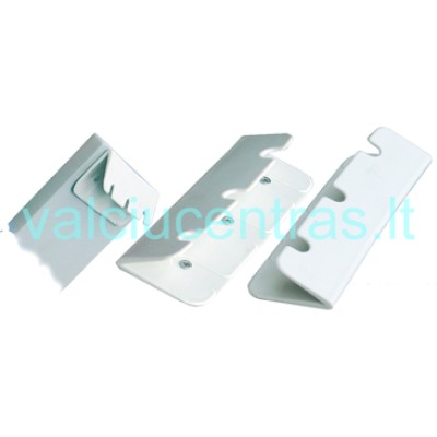 Bench mounting bracket